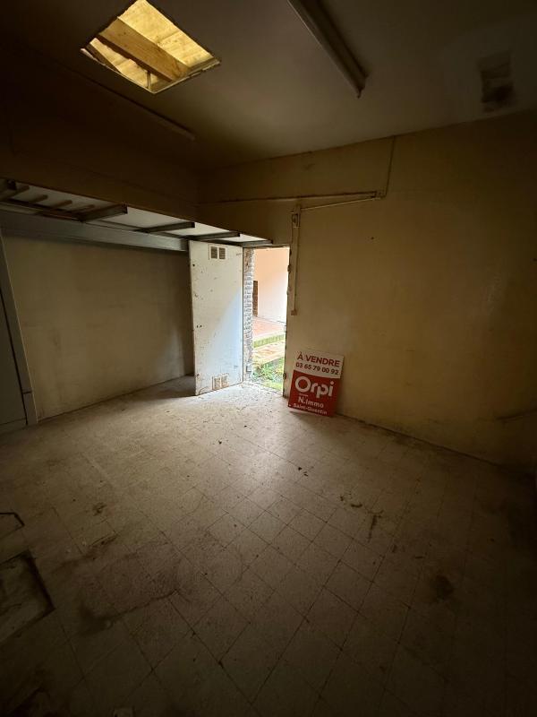 Immeuble - 200 m² - 2 pièces