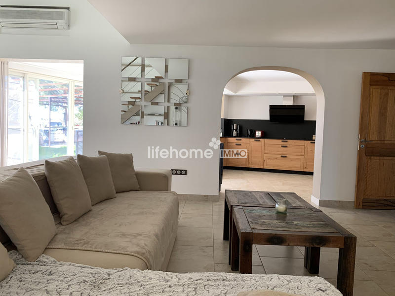 Mas - 238 m² - 7 pièces