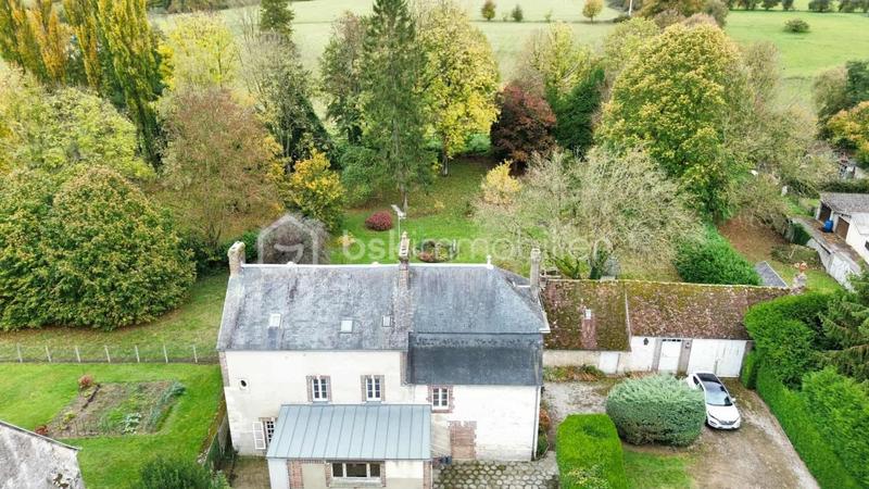 Demeure - 270 m² - 11 pièces