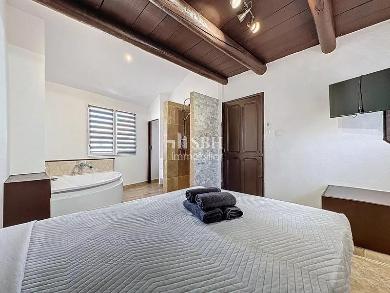 Maison de village - 100 m² - 5 pièces