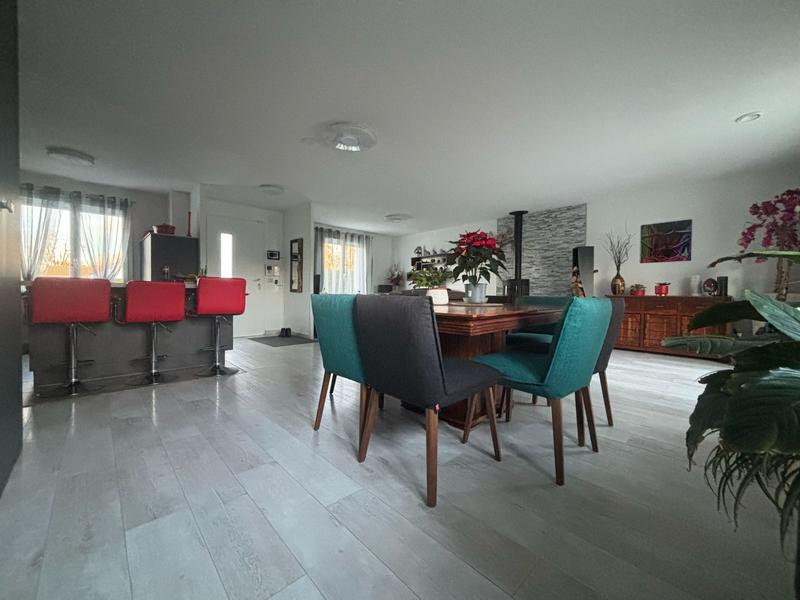 Maison - 105 m² - 5 pièces