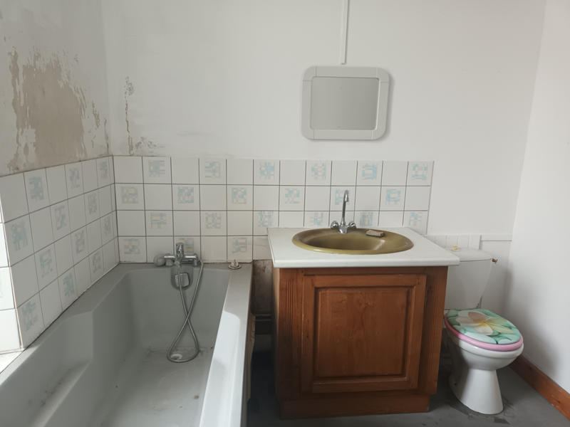 Maison - 102 m² - 5 pièces