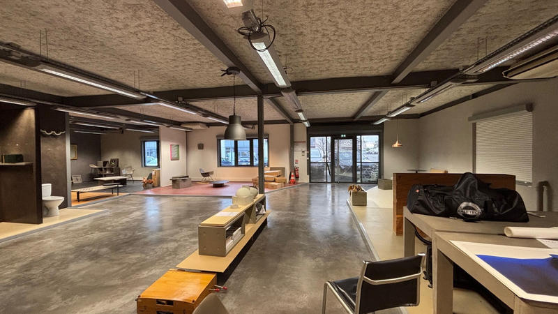 Local commercial - 859 m²