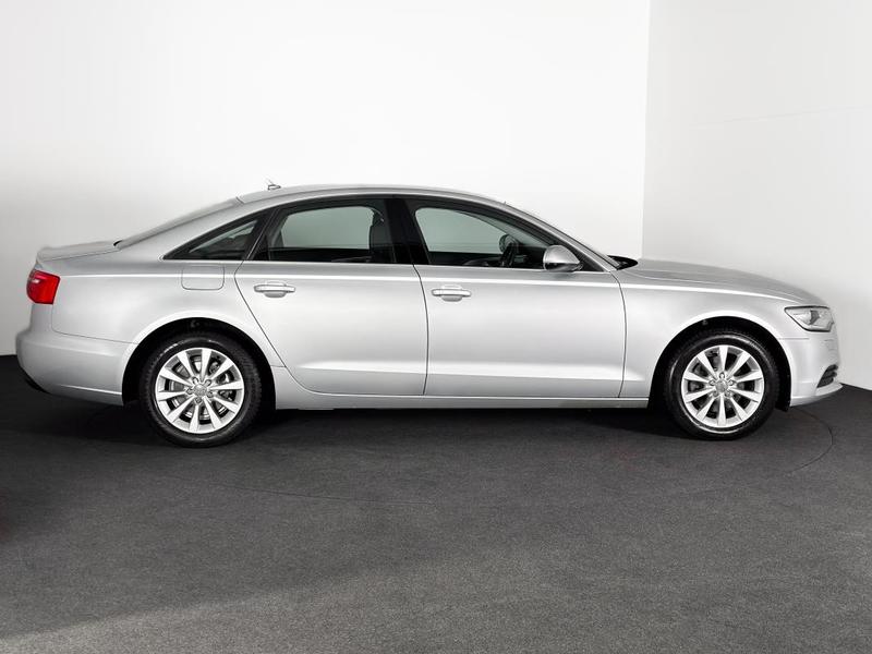 Audi A6 Berline 2.0 Tdi 163ch Multitronic Ja17p Cuir Chauf Regul Gps Tel Clim Attelage 163 Ch 1°Main