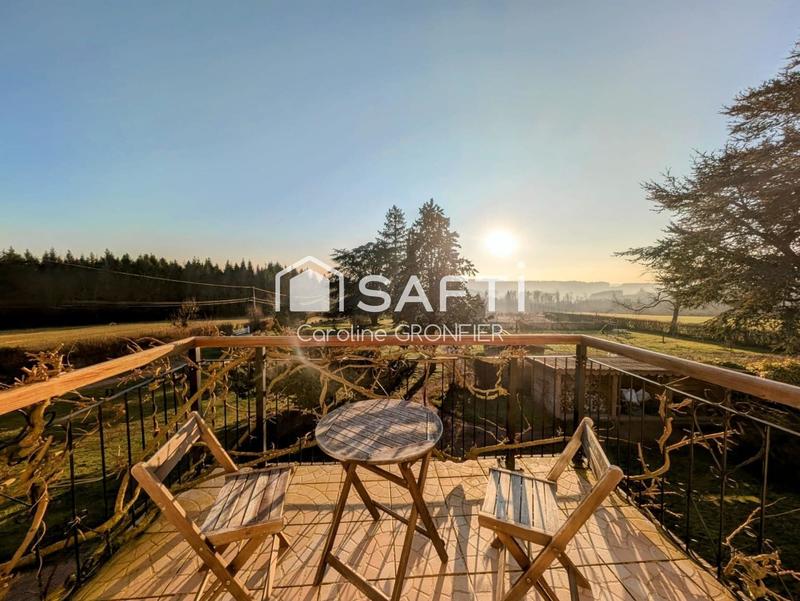 Maison - 323 m² - 11 pièces