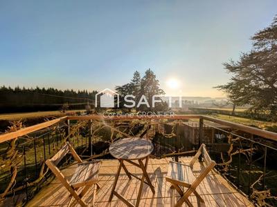 Maison - 323 m² - 11 pièces