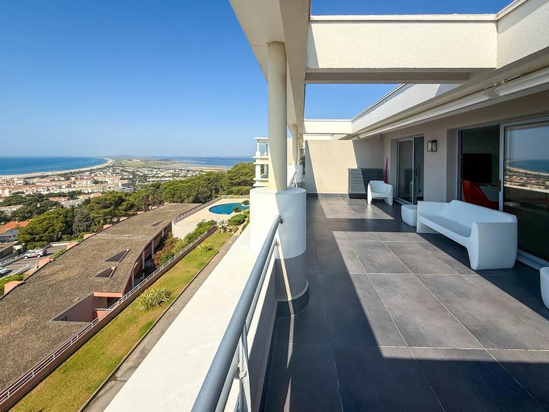 Appartement - 84 m² - 3 pièces