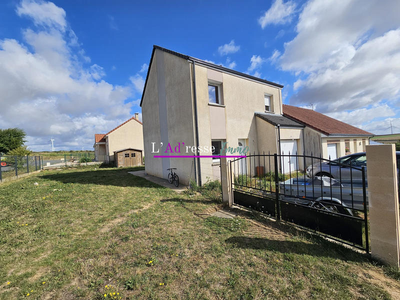 Maison - 101 m² - 5 pièces