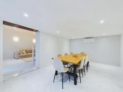 Maison - 116 m² - 6 pièces