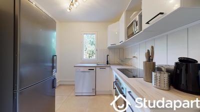 Chambre - 13 m² - 1 pièce