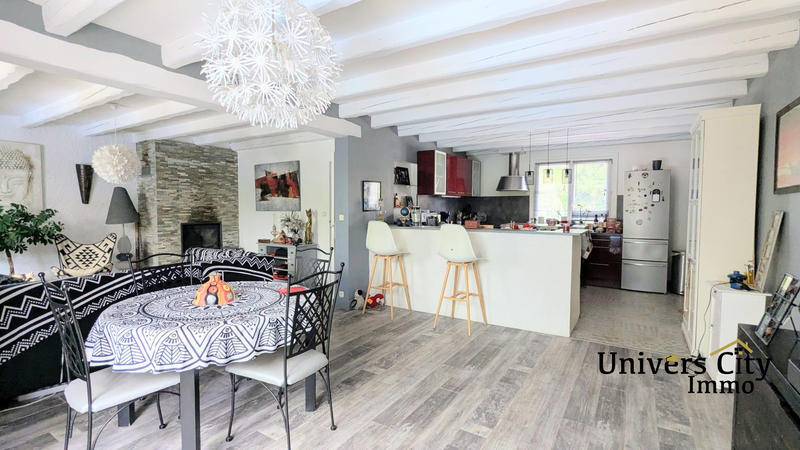 Maison - 100 m² - 4 pièces