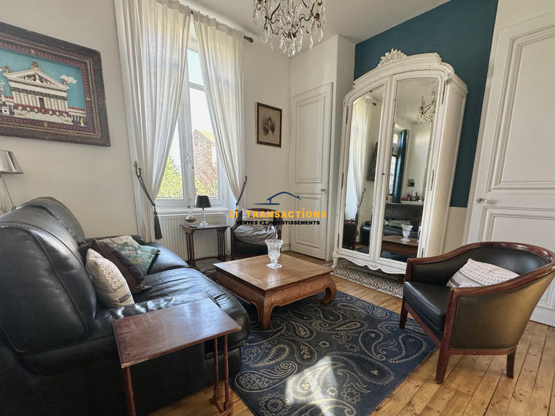 Maison - 170 m² - 10 pièces