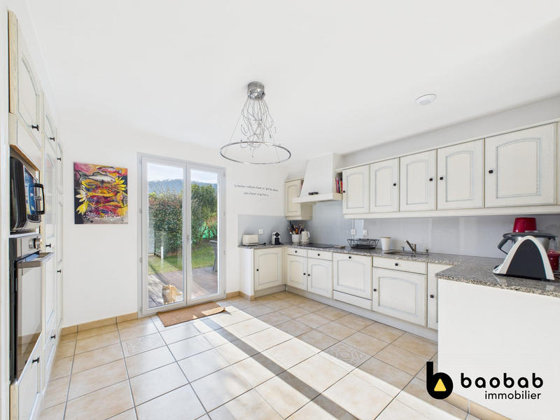 Villa - 115 m² - 6 pièces