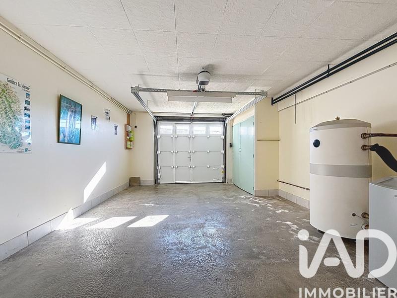 Maison - 200 m² - 8 pièces