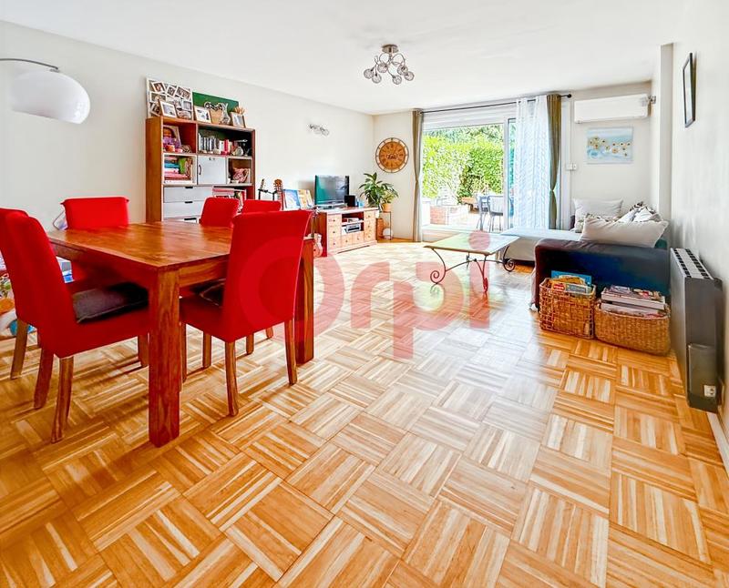 Appartement - 74 m² - 3 pièces