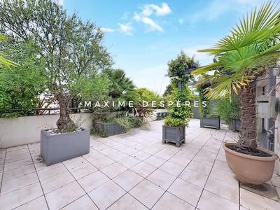 Appartement - 115 m² - 5 pièces