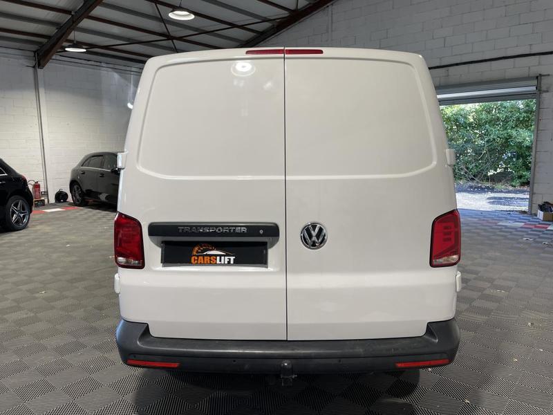 Volkswagen Transporter T6 2.0tdi -Carplay-Attelage-Garantie 6 Mois-