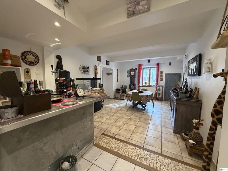 Maison de village - 188 m² - 5 pièces