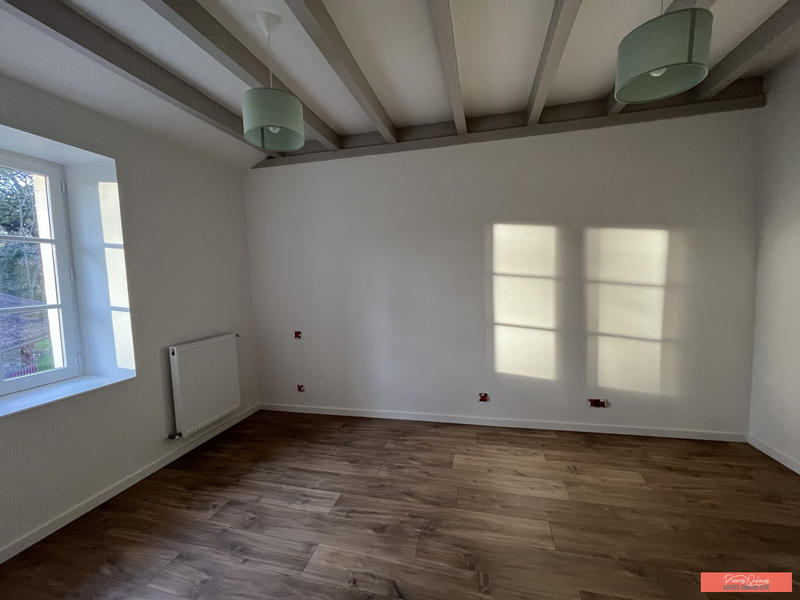 Maison - 93 m² - 4 pièces