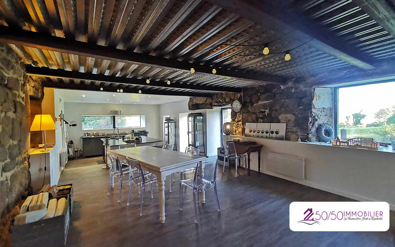 Maison ancienne - 170 m² - 6 pièces