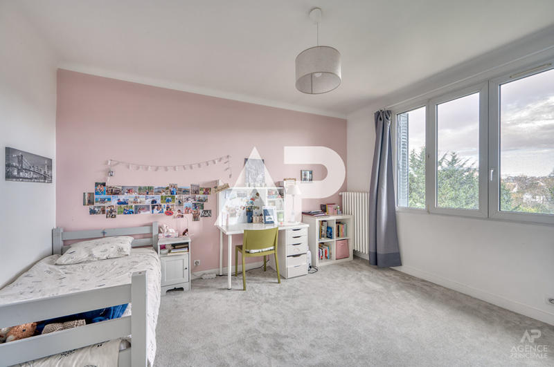 Maison - 206 m² - 10 pièces