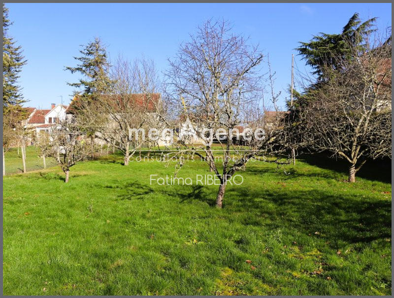 Terrain constructible - 1 333 m²