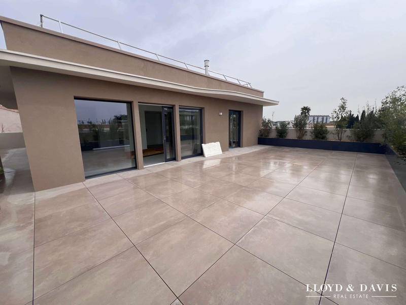 Appartement - 102 m² - 3 pièces