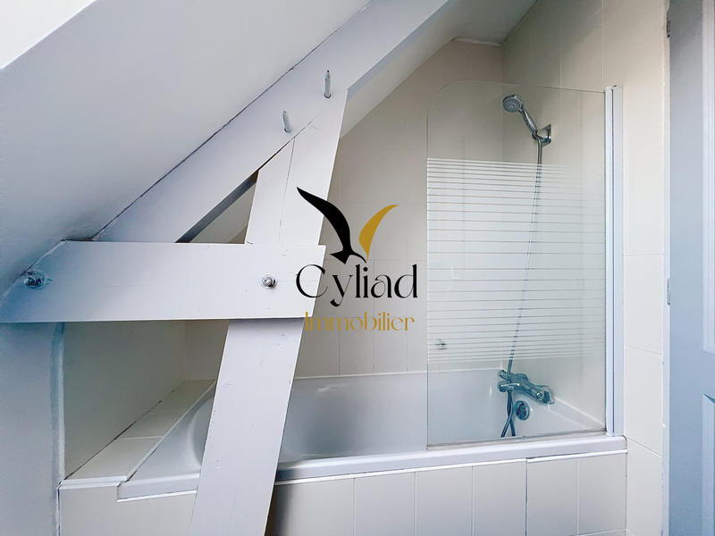 Maison contemporaine - 101 m² - 5 pièces