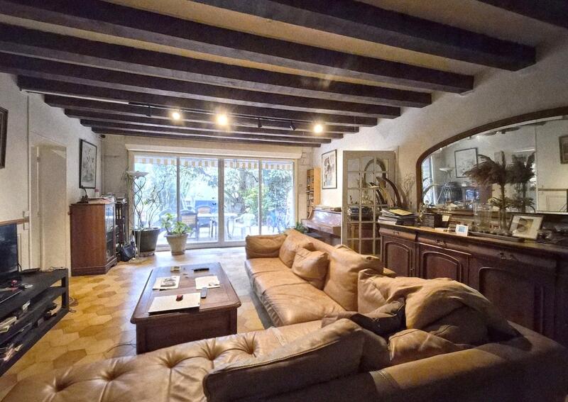 Maison ancienne - 204 m² - 9 pièces