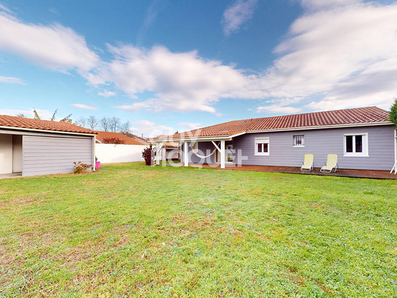 Maison - 95 m² - 5 pièces