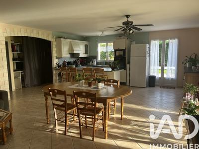 Maison - 117 m² - 8 pièces