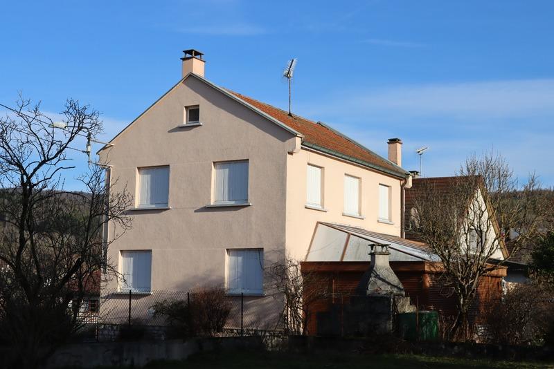 Maison - 93 m² - 5 pièces