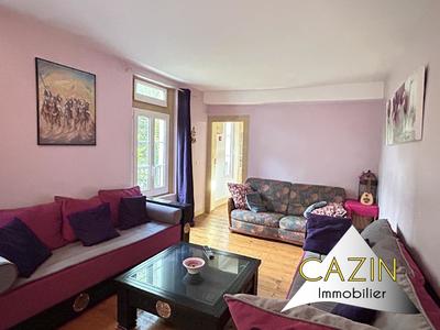 Maison - 201 m² - 8 pièces