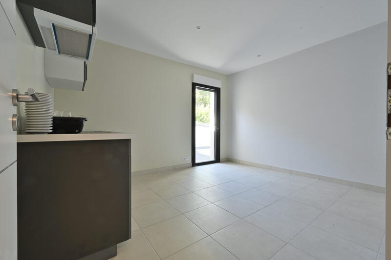 Maison - 202 m² - 5 pièces