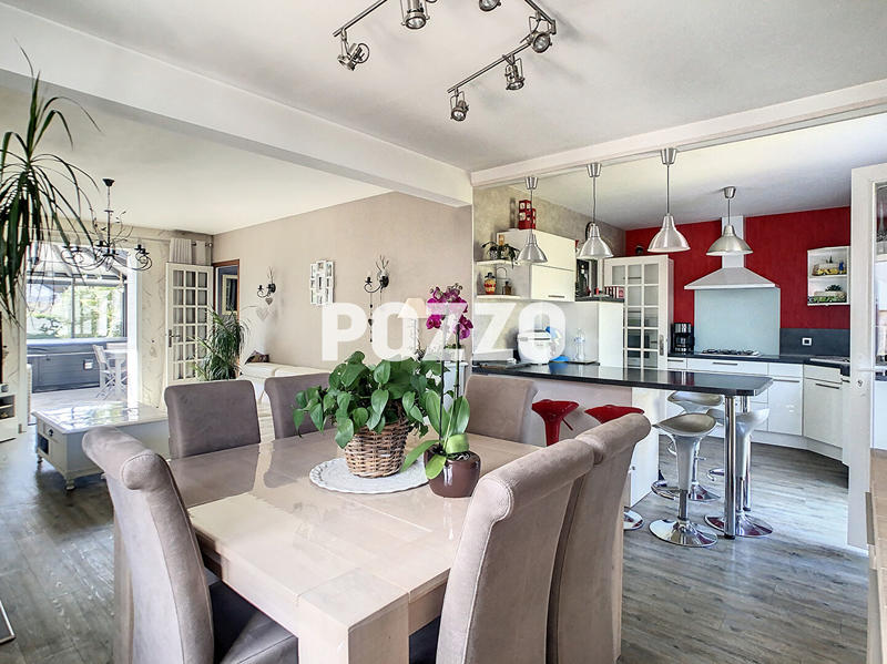 Maison - 120 m² - 5 pièces