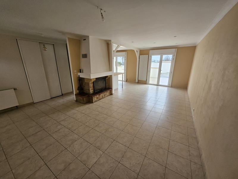 Maison - 110 m² - 9 pièces