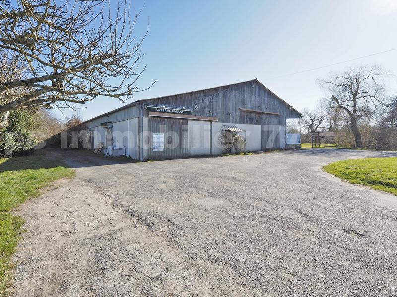 Ferme - 345 m² - 6 pièces