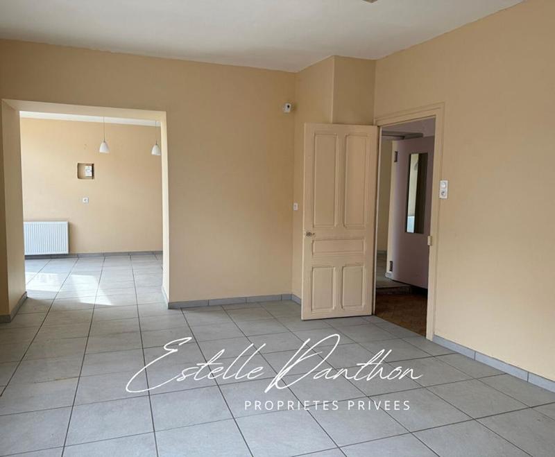 Appartement - 140 m² - 8 pièces