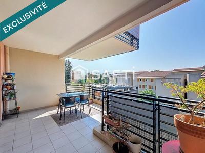 Appartement - 65 m² - 3 pièces