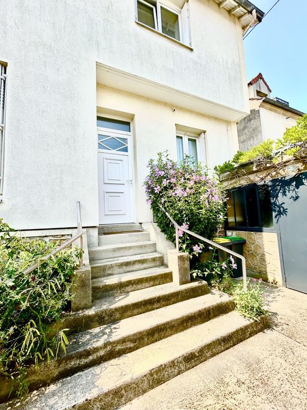 Maison - 122 m² - 6 pièces