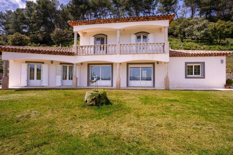 Demeure - 188 m² - 6 pièces