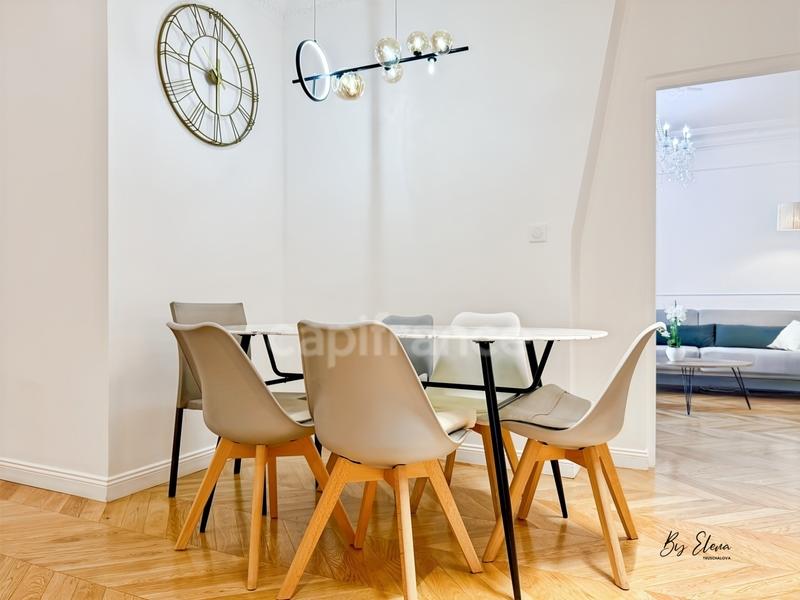 Appartement bourgeois - 73 m² - 4 pièces