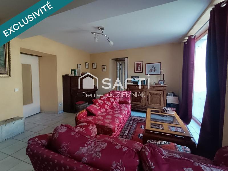 Maison - 204 m² - 7 pièces