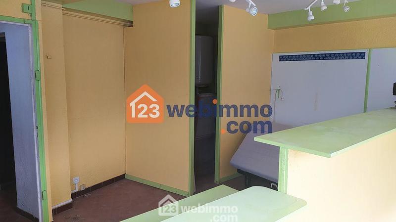 Local commercial - 22 m² - 1 pièce