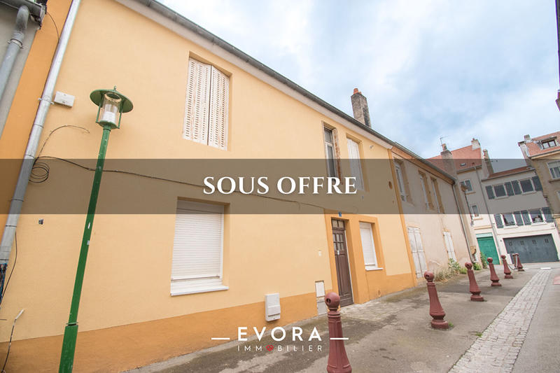 Immeuble - 34 m² - 2 pièces