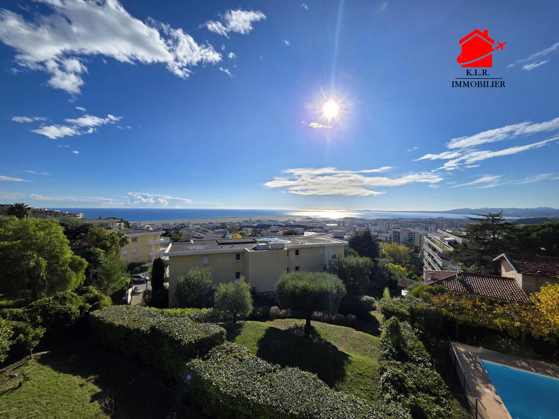 Appartement - 103 m² - 4 pièces