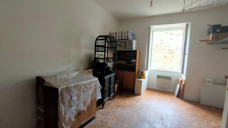 Maison de ville - 2 051 m²