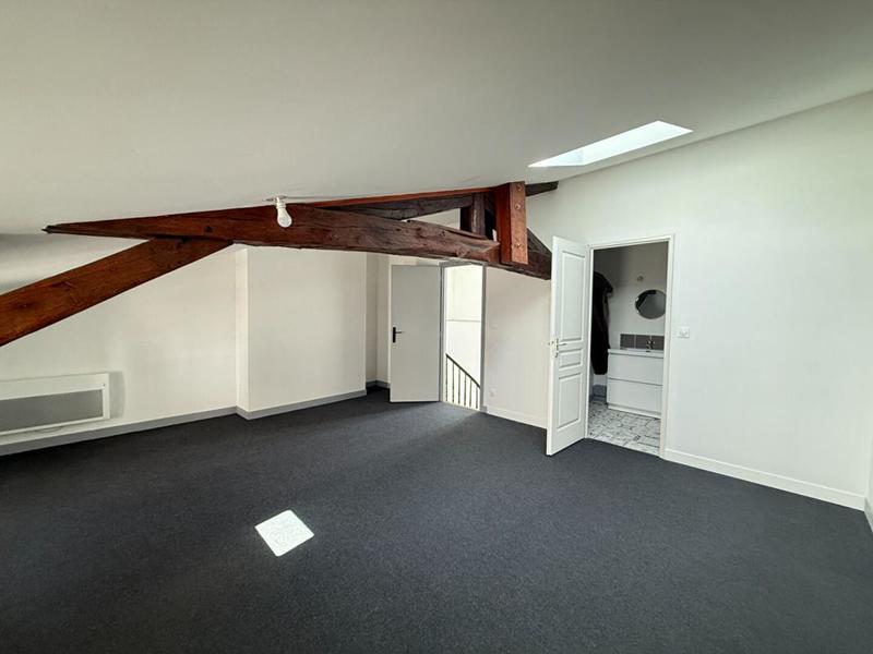 Immeuble - 100 m² - 3 pièces