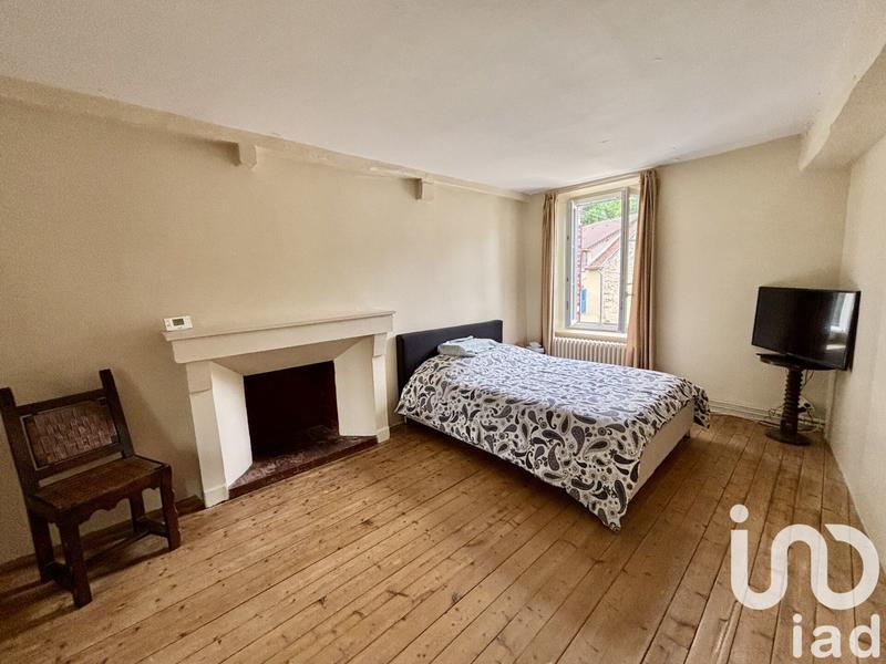 Maison - 242 m² - 5 pièces