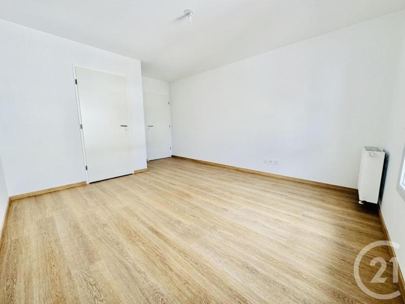 Appartement - 96 m² - 4 pièces